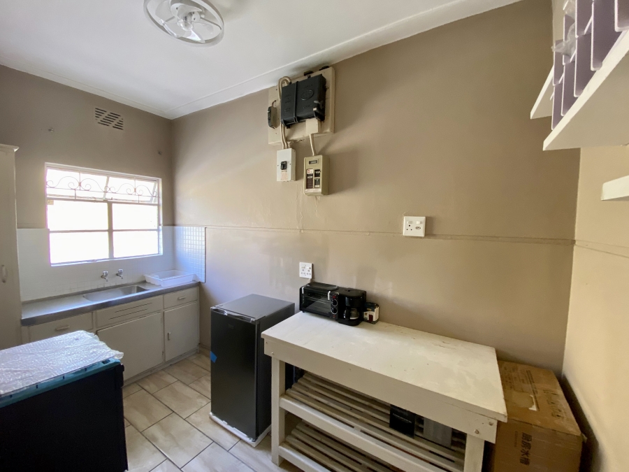 0 Bedroom Property for Sale in Sea Point Western Cape